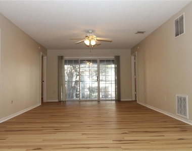 4214 Clubside Drive - Photo Thumbnail 5