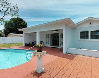 2225 Bougainvillea Street - Photo Thumbnail 39