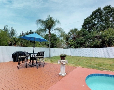 2225 Bougainvillea Street - Photo Thumbnail 33