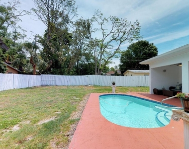 2225 Bougainvillea Street - Photo Thumbnail 38