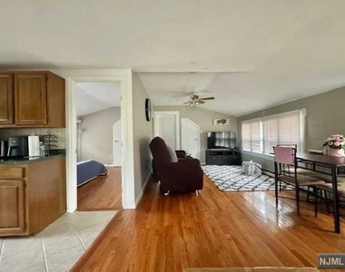 196 Springfield Avenue - Photo Thumbnail 7