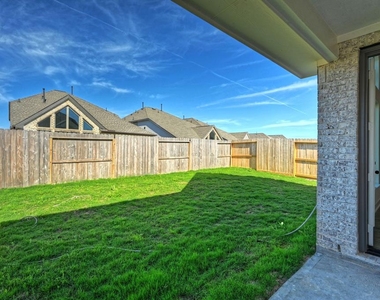 10539 Shining Dawn Way - Photo Thumbnail 40