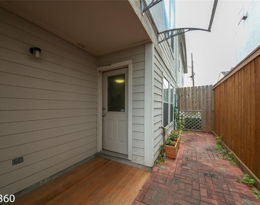 1704 W Webster Street - Photo Thumbnail 13