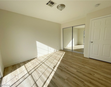 7732 Crenshaw Way - Photo Thumbnail 33