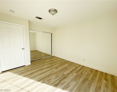 7732 Crenshaw Way - Photo Thumbnail 36