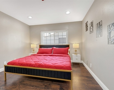 7938 Cina Avenue - Photo Thumbnail 16