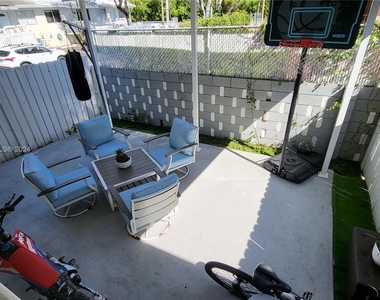 22011 Sw 103rd Ave - Photo Thumbnail 15