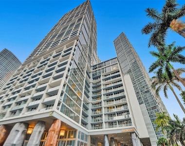 465 Brickell Ave - Photo Thumbnail 56