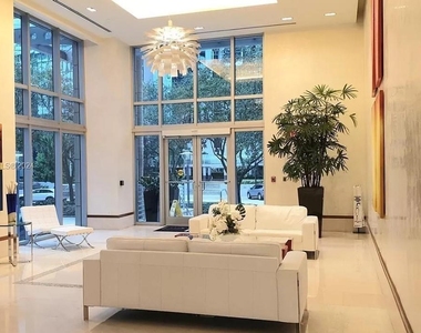 1050 Brickell Ave - Photo Thumbnail 7