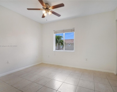 171 Riviera Cir - Photo Thumbnail 26