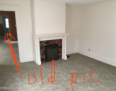 1210 Gomber Ave (duplex) - Photo Thumbnail 1