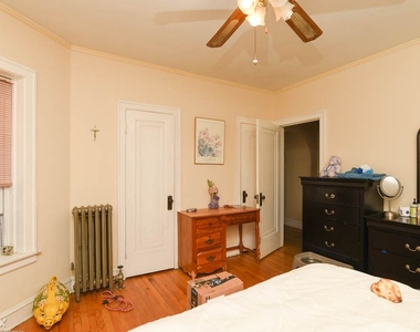 5534 N. Artesian, Unit 4 - Photo Thumbnail 12