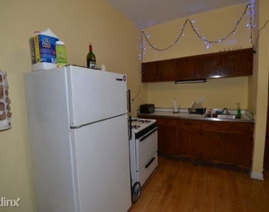 917 W. Waveland, Unit C-4 - Photo Thumbnail 1