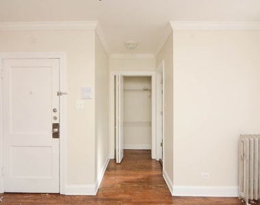 1056 W. Lill, Unit 7 - Photo Thumbnail 9