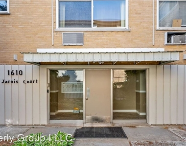 1610 West Jarvis Avenue - Photo Thumbnail 11