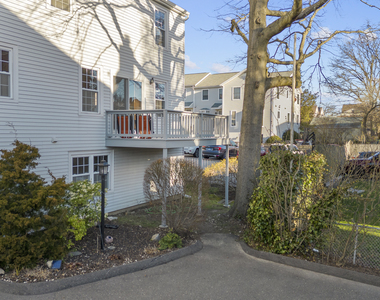 254 Seaside Avenue - Photo Thumbnail 0