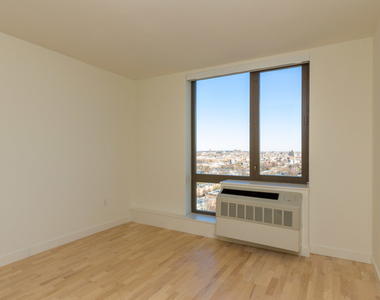 626 Flatbush Avenue - Photo Thumbnail 11