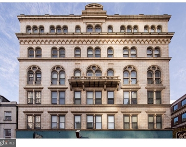 701 Sansom St - Photo Thumbnail 1