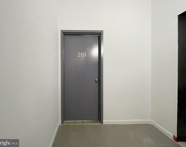 120 Chestnut St - Photo Thumbnail 1