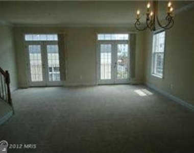 580 Pelican Ave - Photo Thumbnail 1