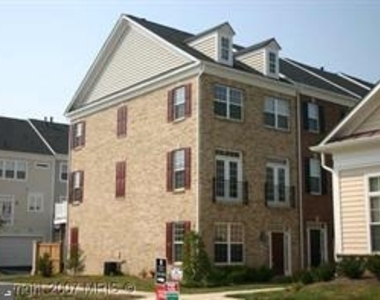 580 Pelican Ave - Photo Thumbnail 0