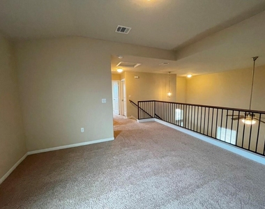 120 Kingfisher Ln - Photo Thumbnail 12