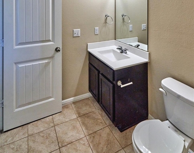 1409 Brooks Way - Photo Thumbnail 19