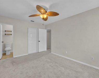 2231 Elsinore Avenue - Photo Thumbnail 17