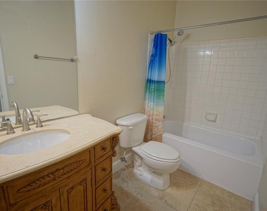 4115 Chatham Oak Court - Photo Thumbnail 8