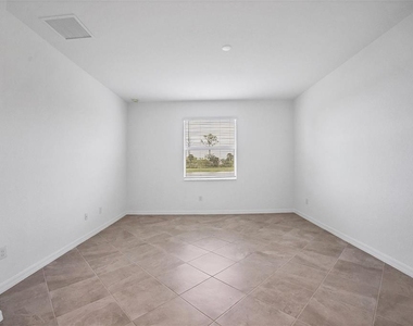 11044 Pinot Drive - Photo Thumbnail 11