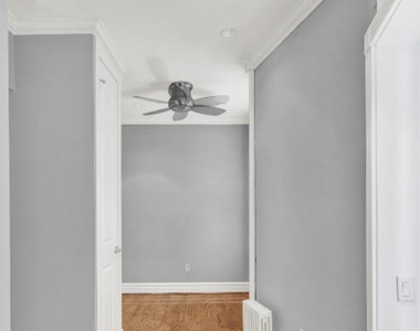 333 East 35th Street - Photo Thumbnail 6