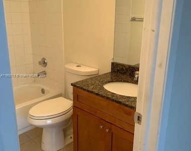 9939 Nob Hill Ln - Photo Thumbnail 9