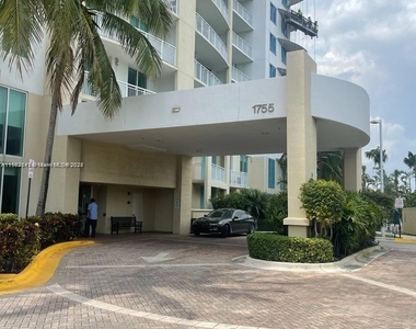 1755 E Hallandale Beach Blvd - Photo Thumbnail 2