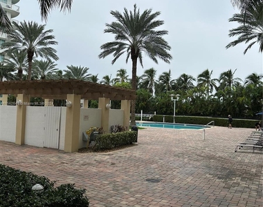 1755 E Hallandale Beach Blvd - Photo Thumbnail 17