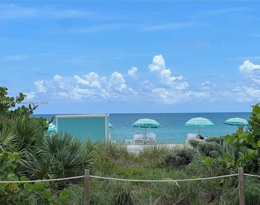 6799 Collins Ave - Photo Thumbnail 12