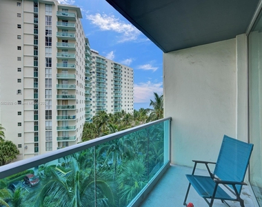 4001 S Ocean Dr - Photo Thumbnail 14