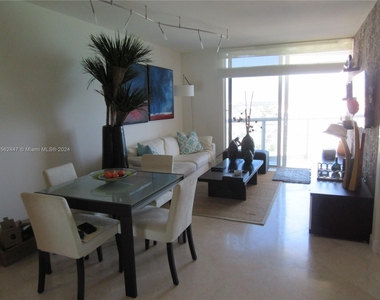 6365 Collins Ave - Photo Thumbnail 6