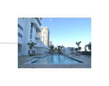 6365 Collins Ave - Photo Thumbnail 34