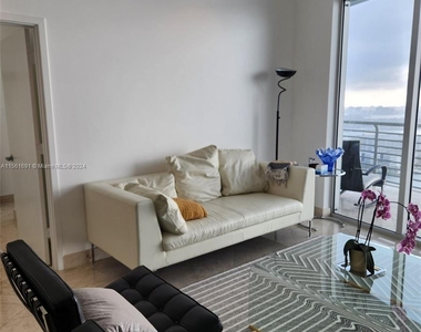 335 S Biscayne Blvd - Photo Thumbnail 10