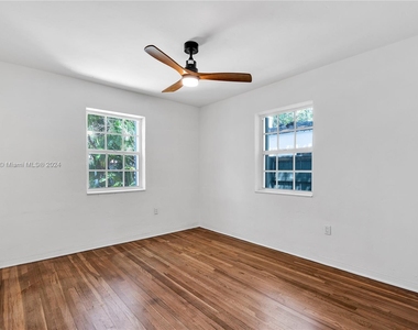 3798 Irvington Ave - Photo Thumbnail 13