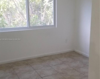 15430 Sw 284th St - Photo Thumbnail 4