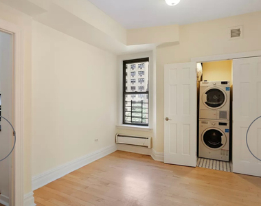 113 East 80th Street - Photo Thumbnail 12