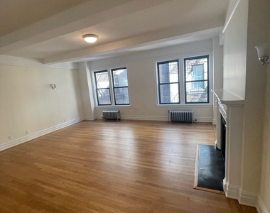 113 East 80th Street - Photo Thumbnail 2