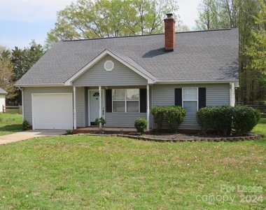 1035 Ridgefield Circle - Photo Thumbnail 1