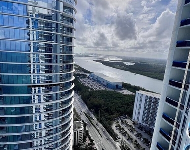 15811 Collins Ave Avenue - Photo Thumbnail 14