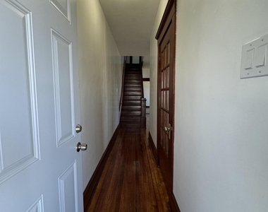 174 Gardner Avenue - Photo Thumbnail 3