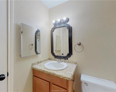 904 University Oaks Boulevard - Photo Thumbnail 21