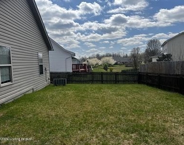 11206 Sandwood Pl - Photo Thumbnail 3