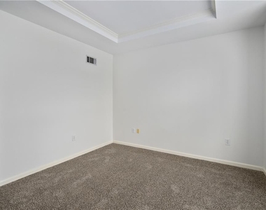 3334 Peachtree Road Ne - Photo Thumbnail 21