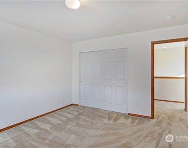 8419 16th Street Ne - Photo Thumbnail 16